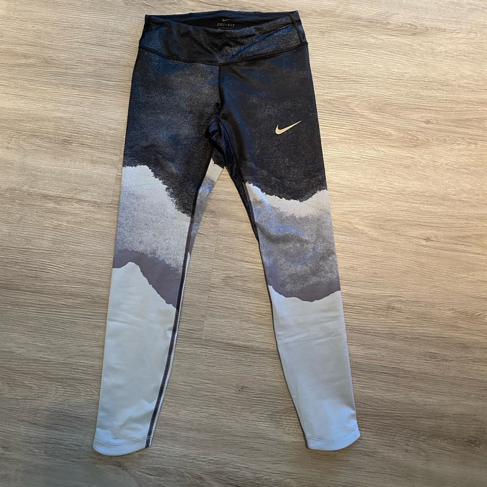 Brand new Nike leggings never worn